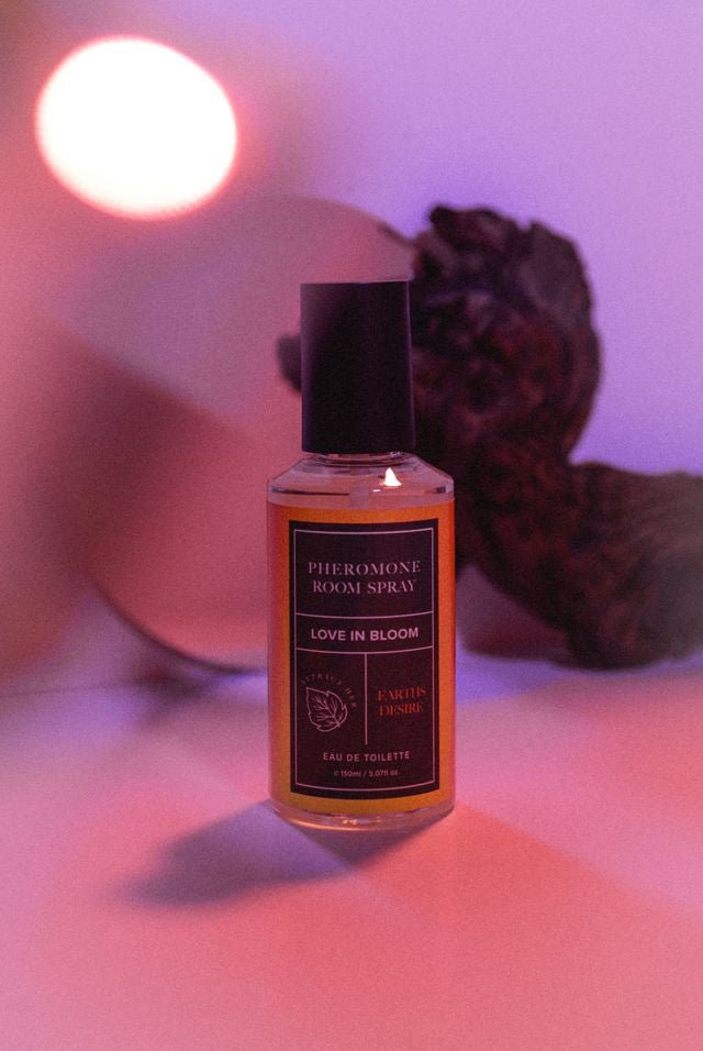 Eye of Love Bloom Attract Her Pheromone Room Spray Earths Desire 5 oz. - Image 3